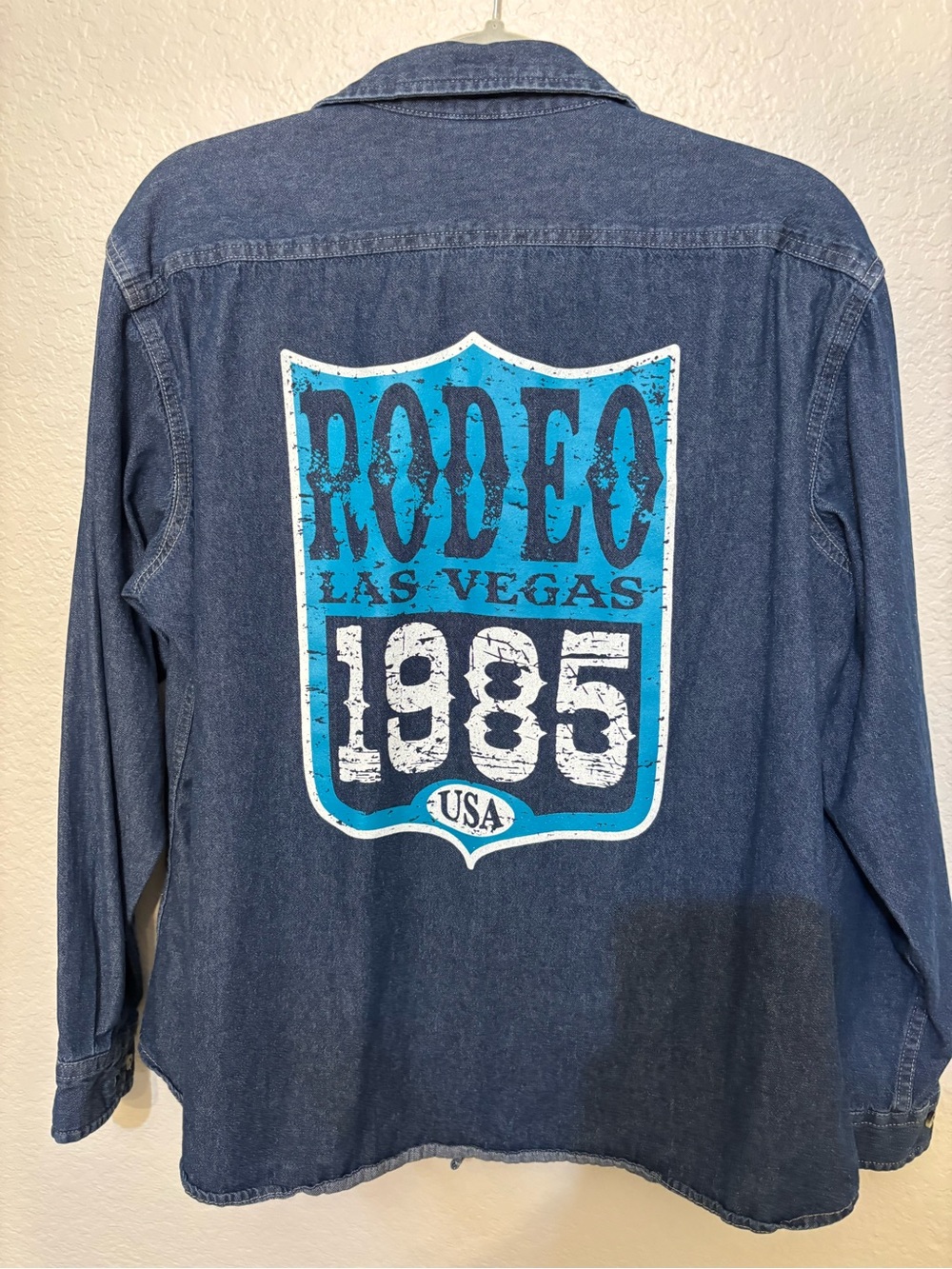 Woman’s 100% Cotton Blue Denim Rodeo Las Vegas 1985 Graphic Shirt Jacket Western